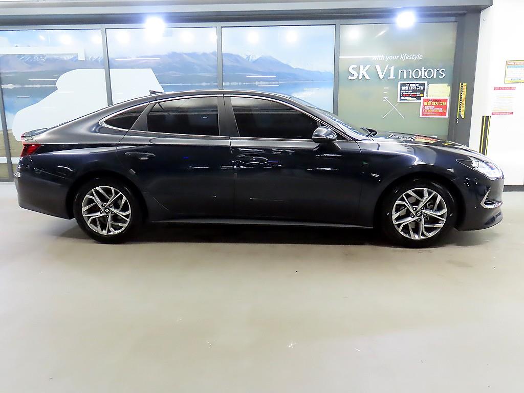 HYUNDAI Sonata - Vista 3
