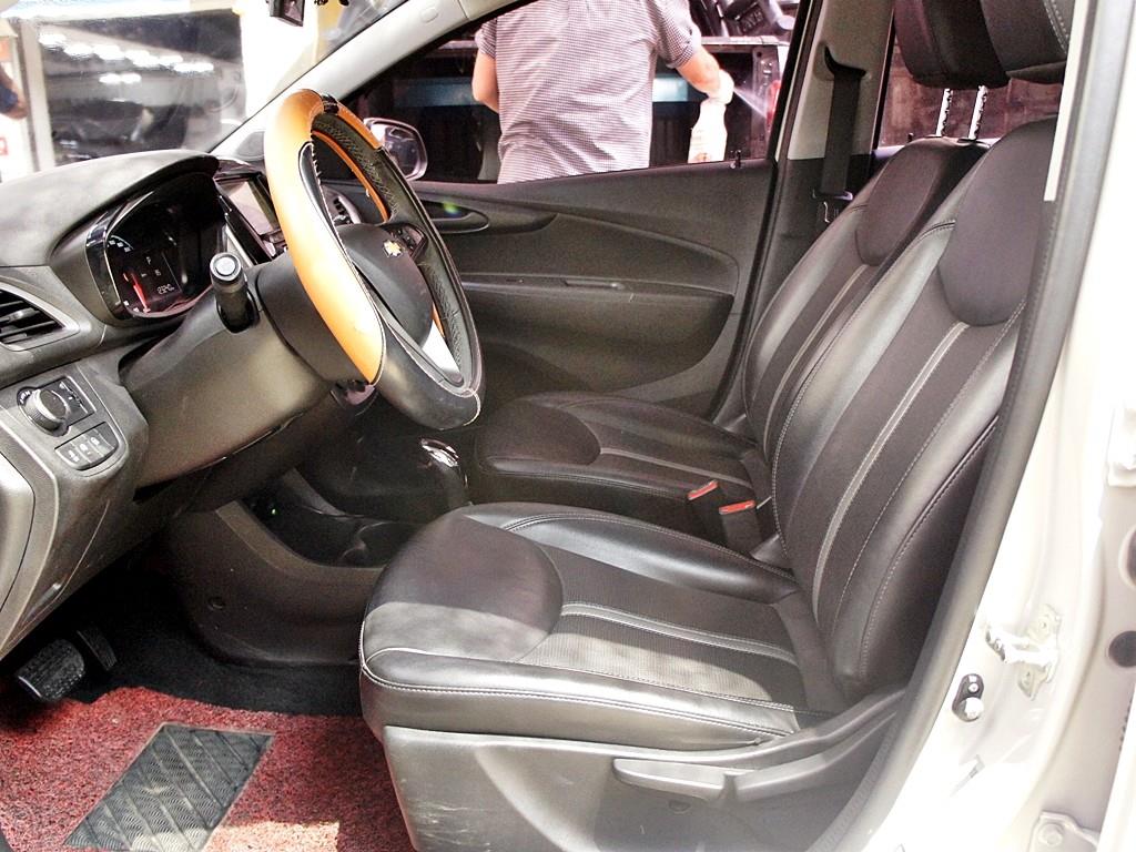 Chevrolet Spark - Vista 8