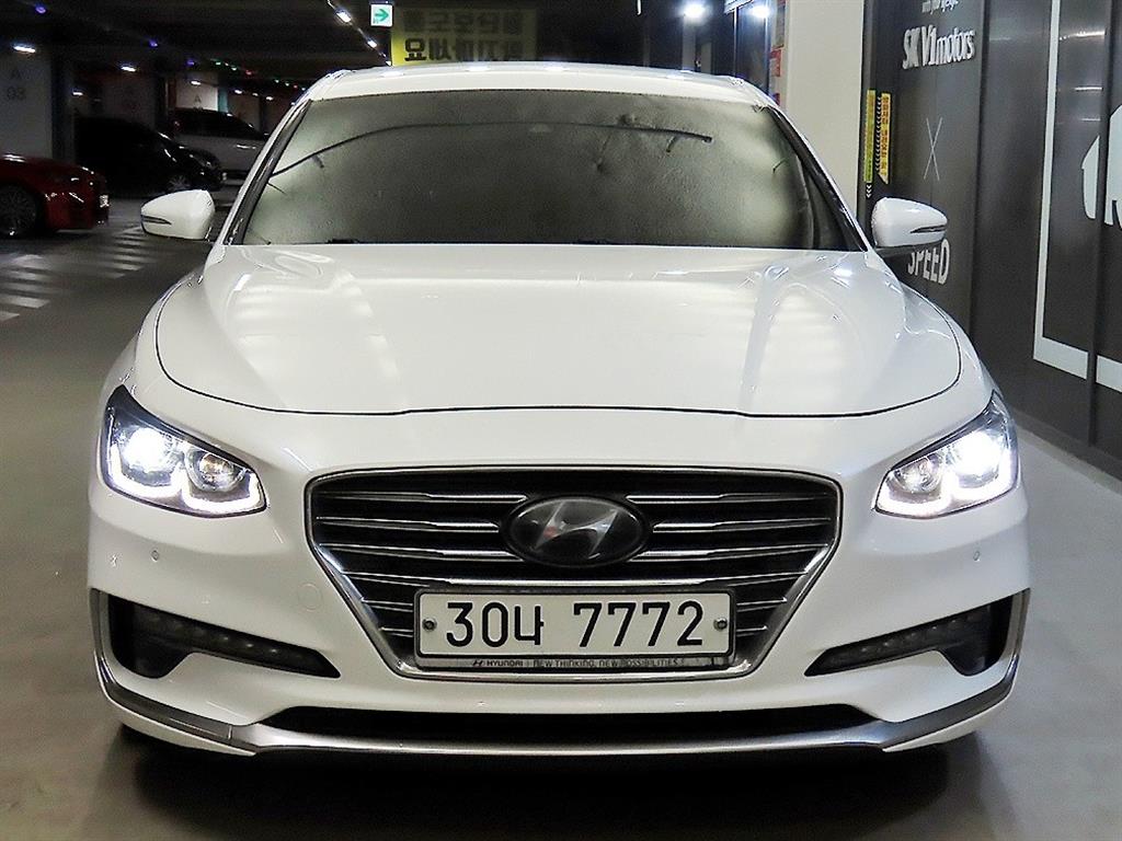 HYUNDAI Grandeur - Vista 2