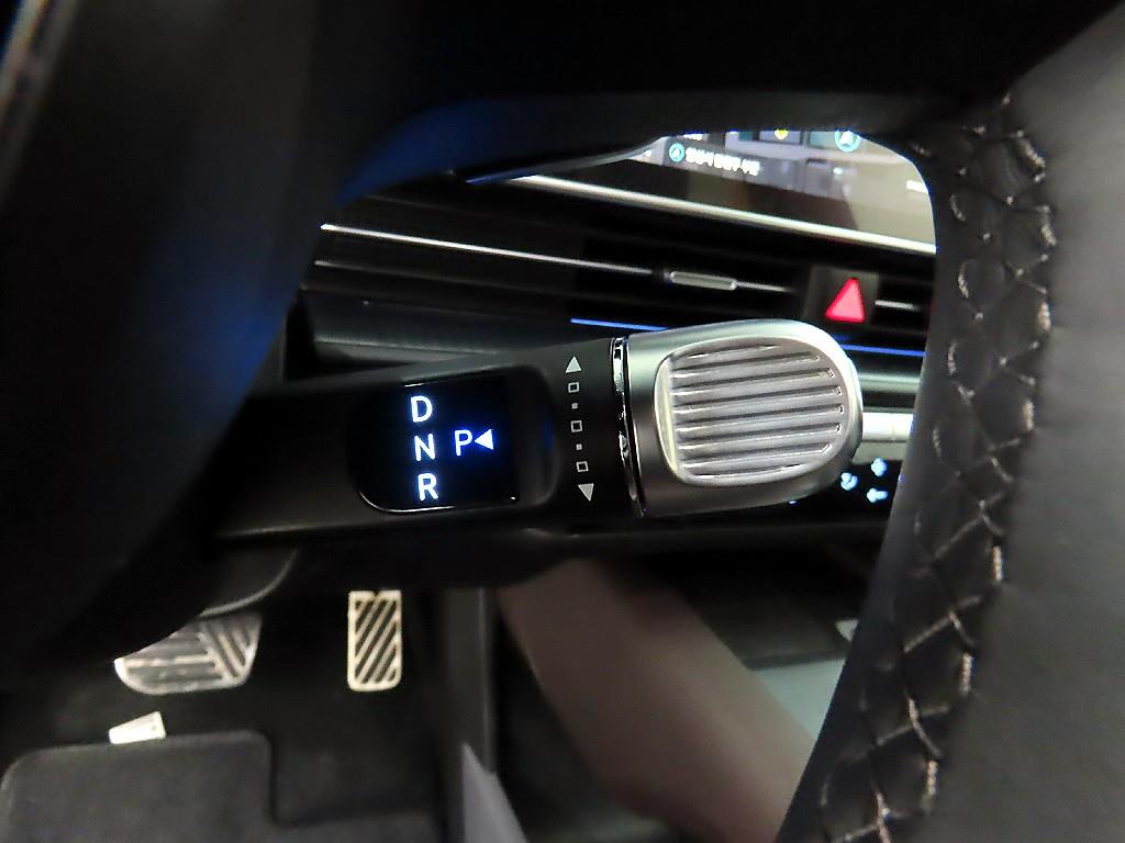 HYUNDAI Ioniq 6 - Vista 10