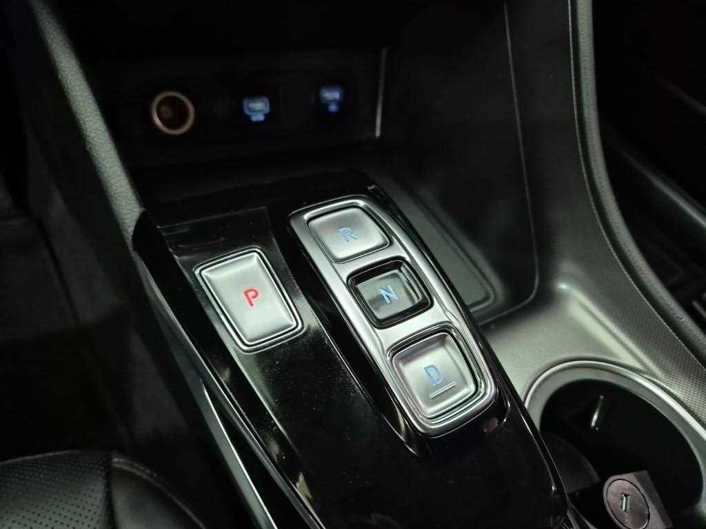 HYUNDAI Sonata - Vista 8