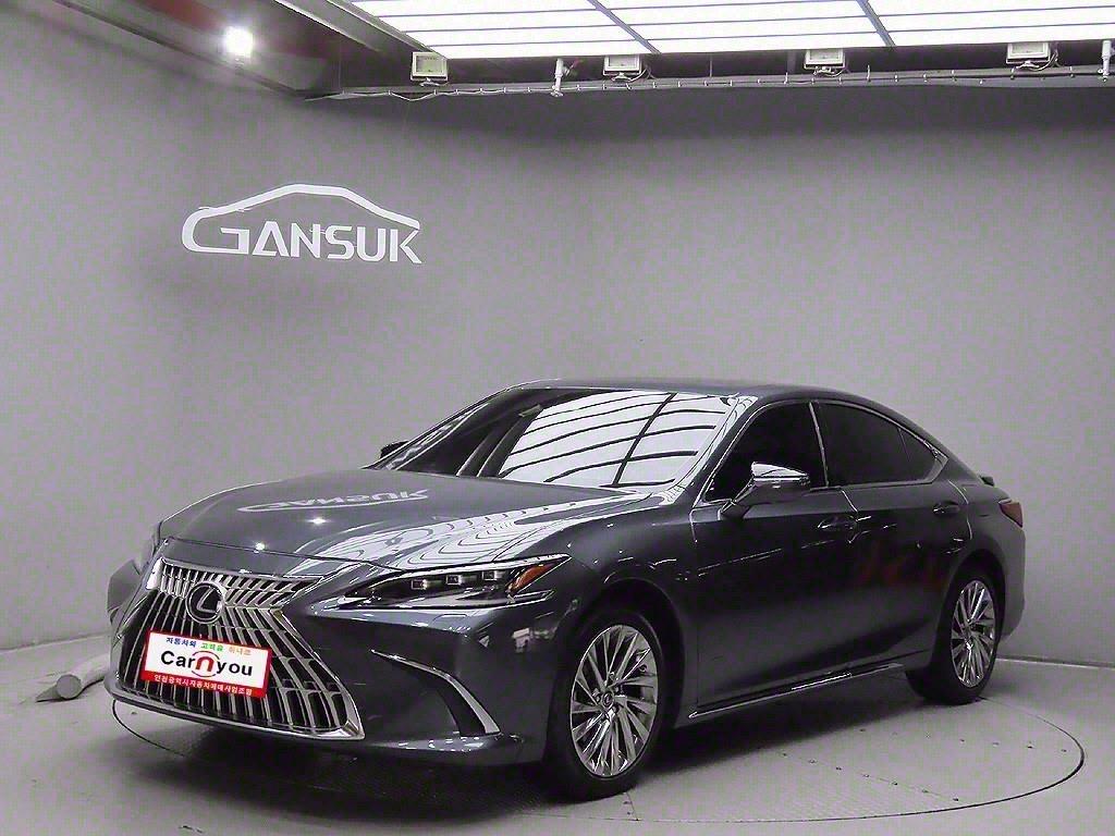 Lexus ES - Vista 6