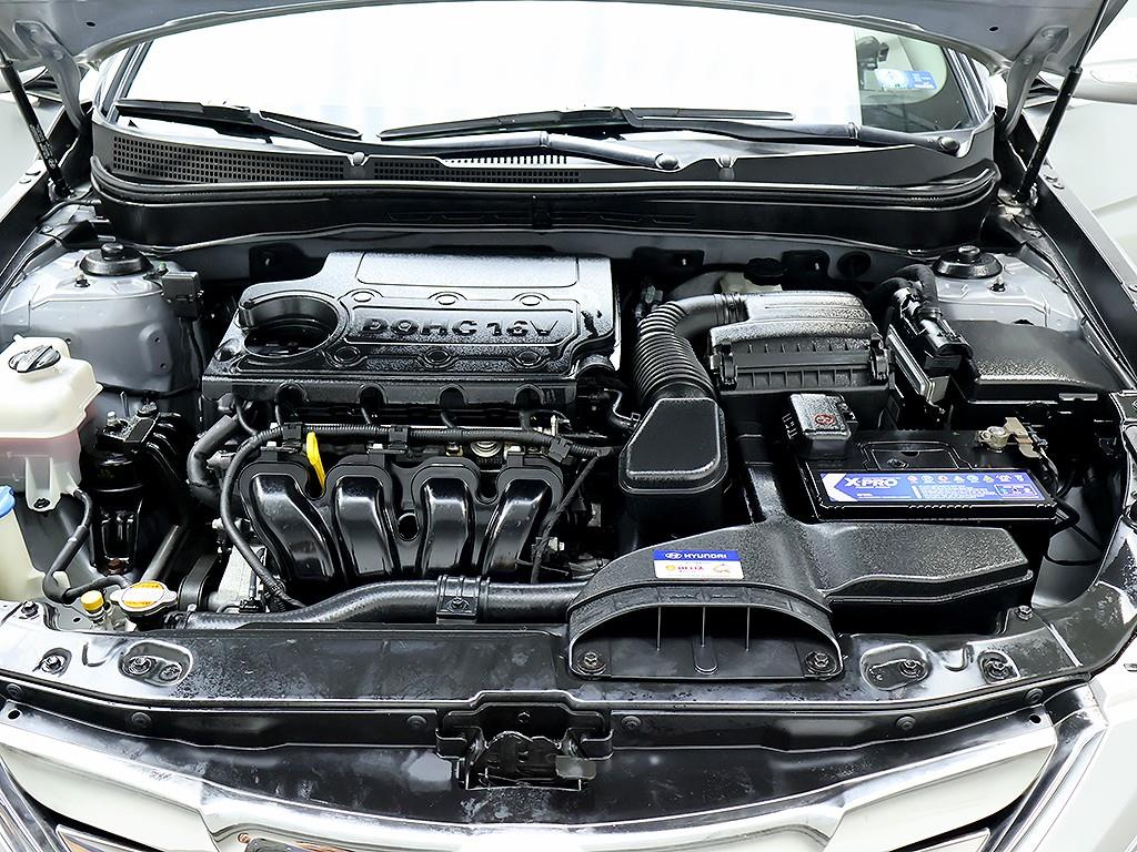 HYUNDAI Sonata 2011 Gris - Importación desde Corea - HF Imports Iquique - Foto 8