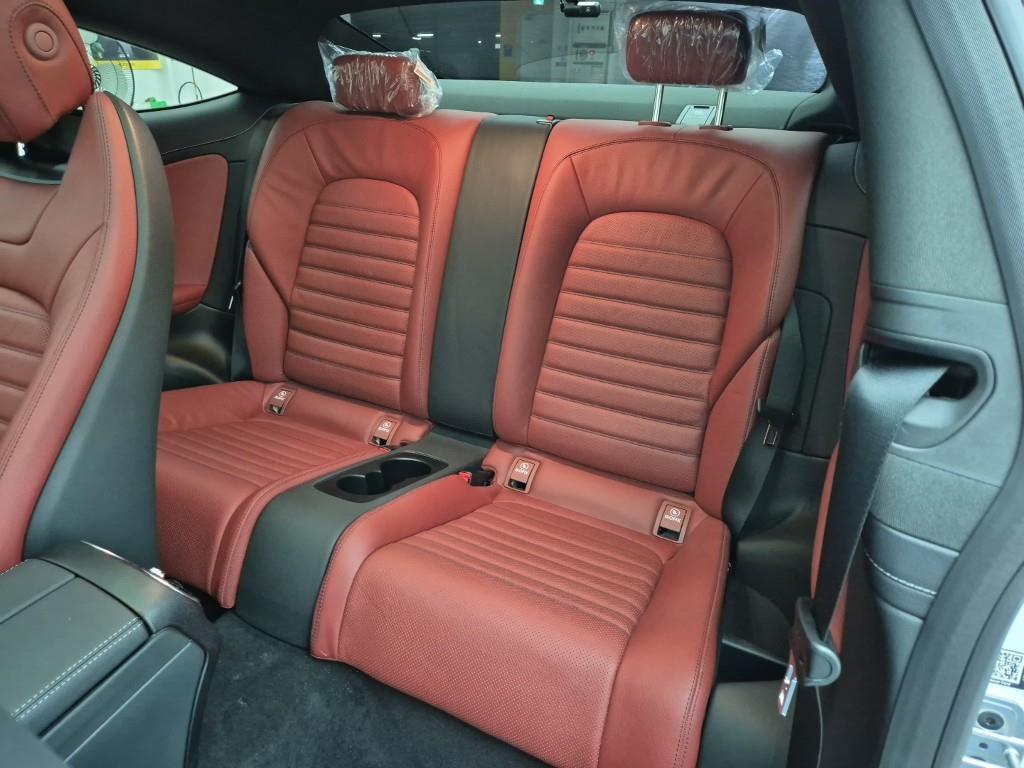 Mercedes Benz C Class - Vista 12