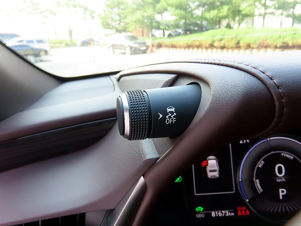 Lexus ES - Vista 10