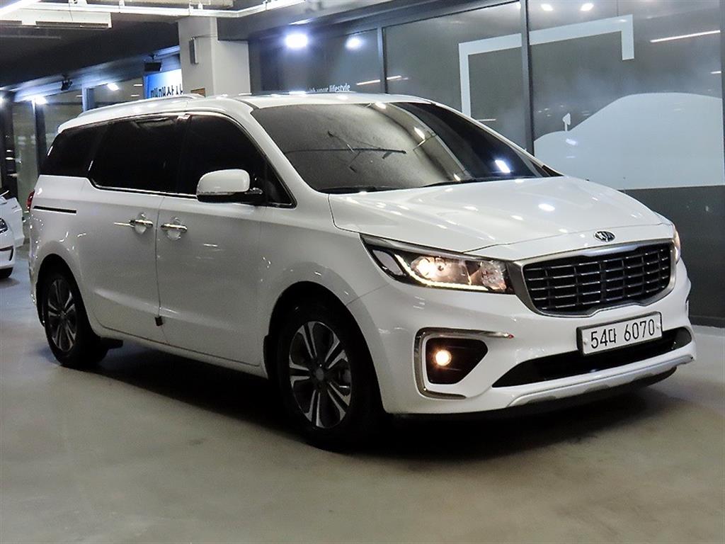 KIA Carnival 2019 Blanco - Importación desde Corea - HF Imports Iquique - Foto 1