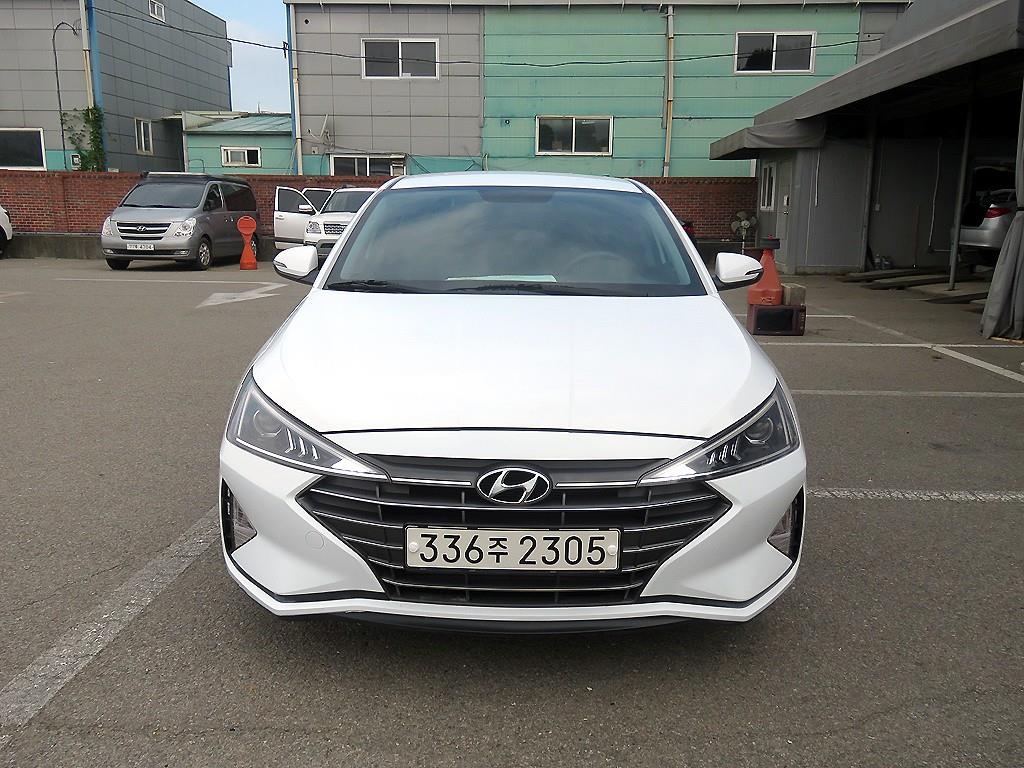 HYUNDAI Avante 2020 Blanco - Importación desde Corea - HF Imports Iquique - Foto 1