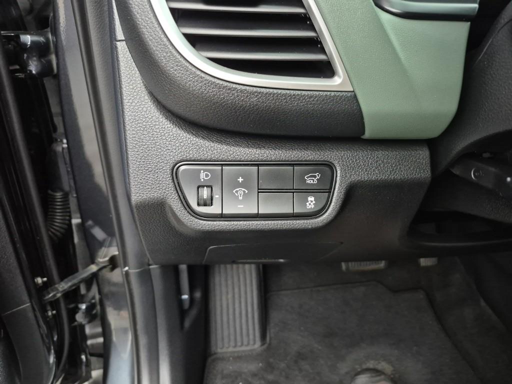 KIA Seltos 2023 Gris - Importación desde Corea - HF Imports Iquique - Foto 17