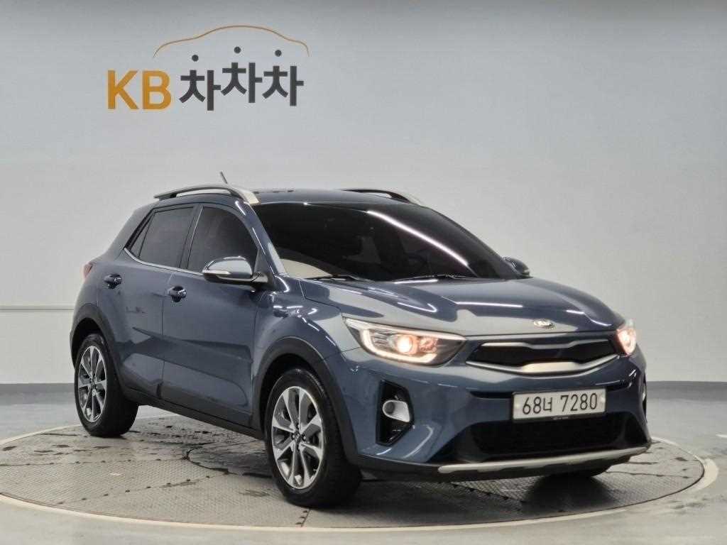 KIA Stonic - Vista 4