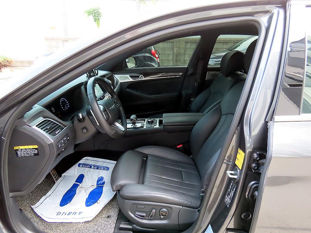 Genesis G80 - Vista 5