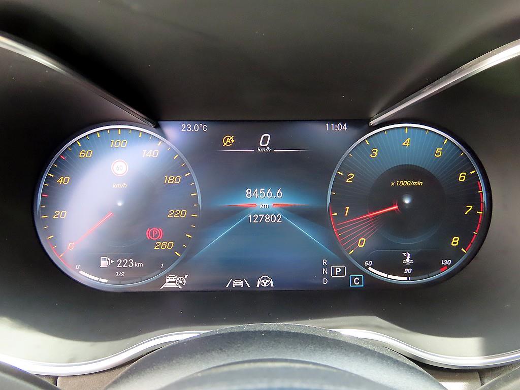 Mercedes Benz C Class - Vista 9