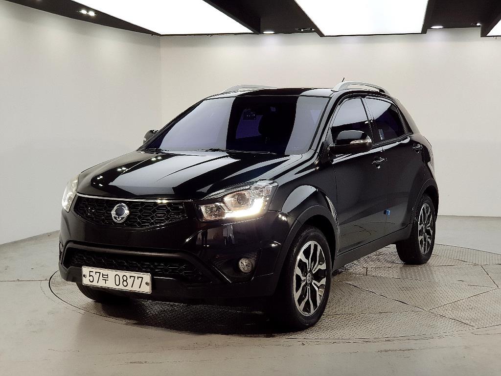 Ssangyong Korando 2016 Negro - Importación desde Corea - HF Imports Iquique - Foto 1