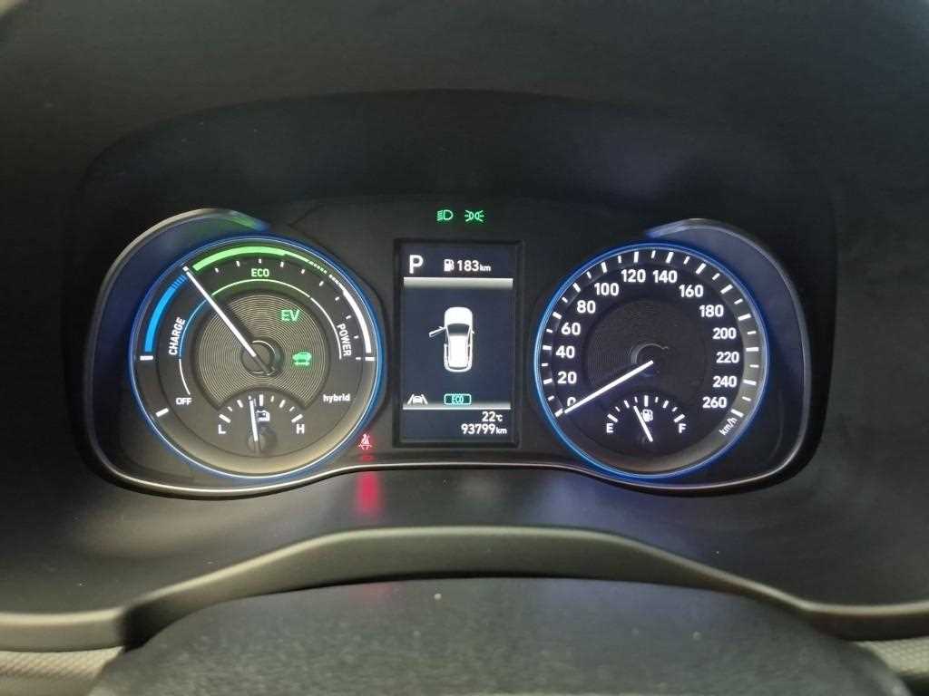 HYUNDAI Kona - Vista 6