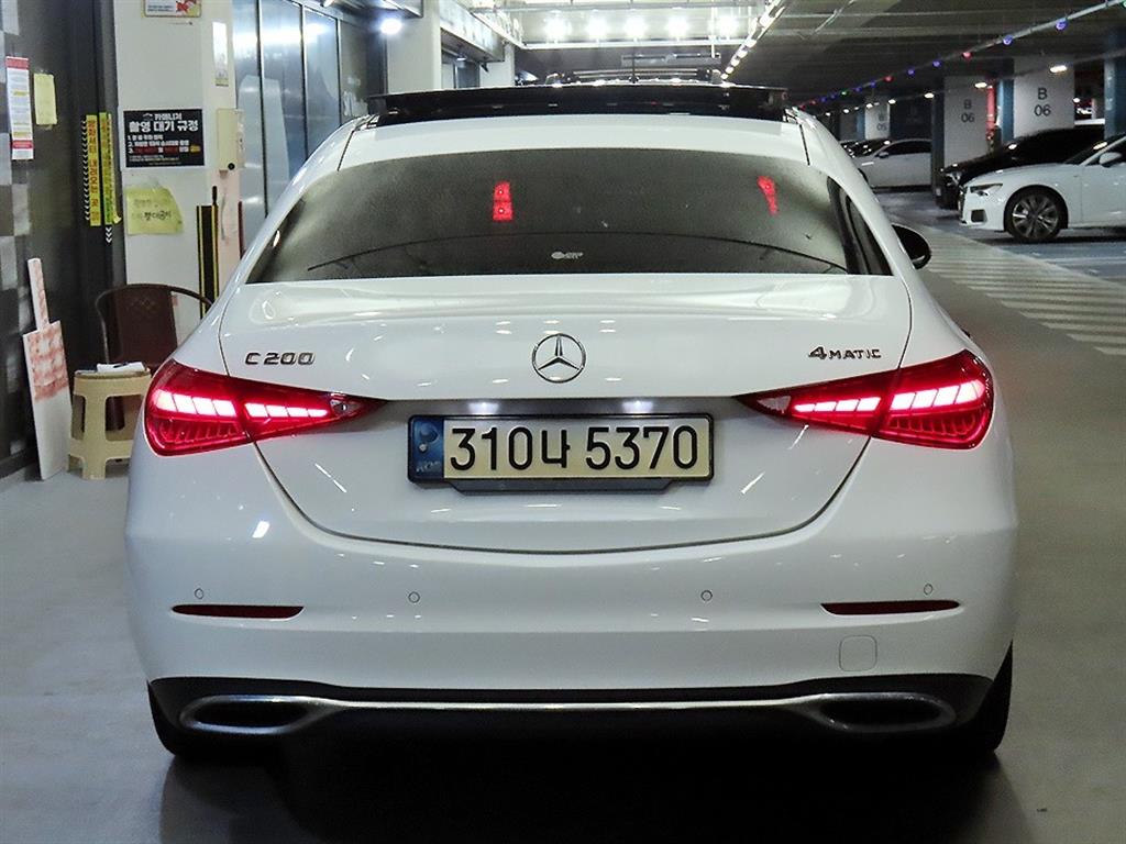 Mercedes Benz C Class - Vista 5
