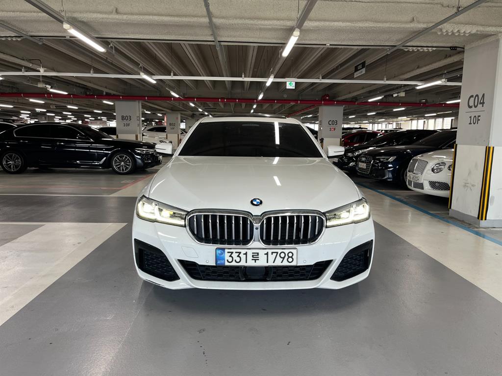 BMW 5 Series - Vista 3