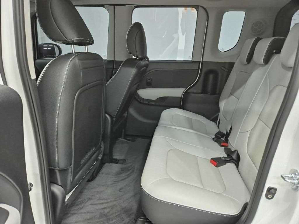 KIA Ray - Vista 12
