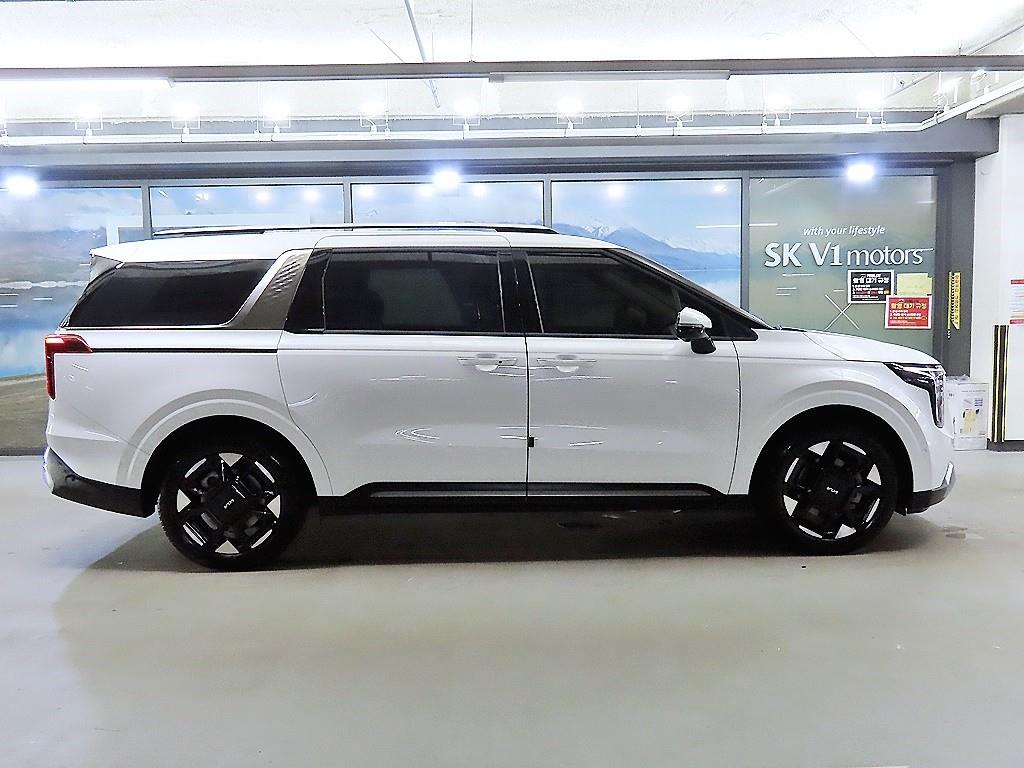 KIA Carnival - Vista 3