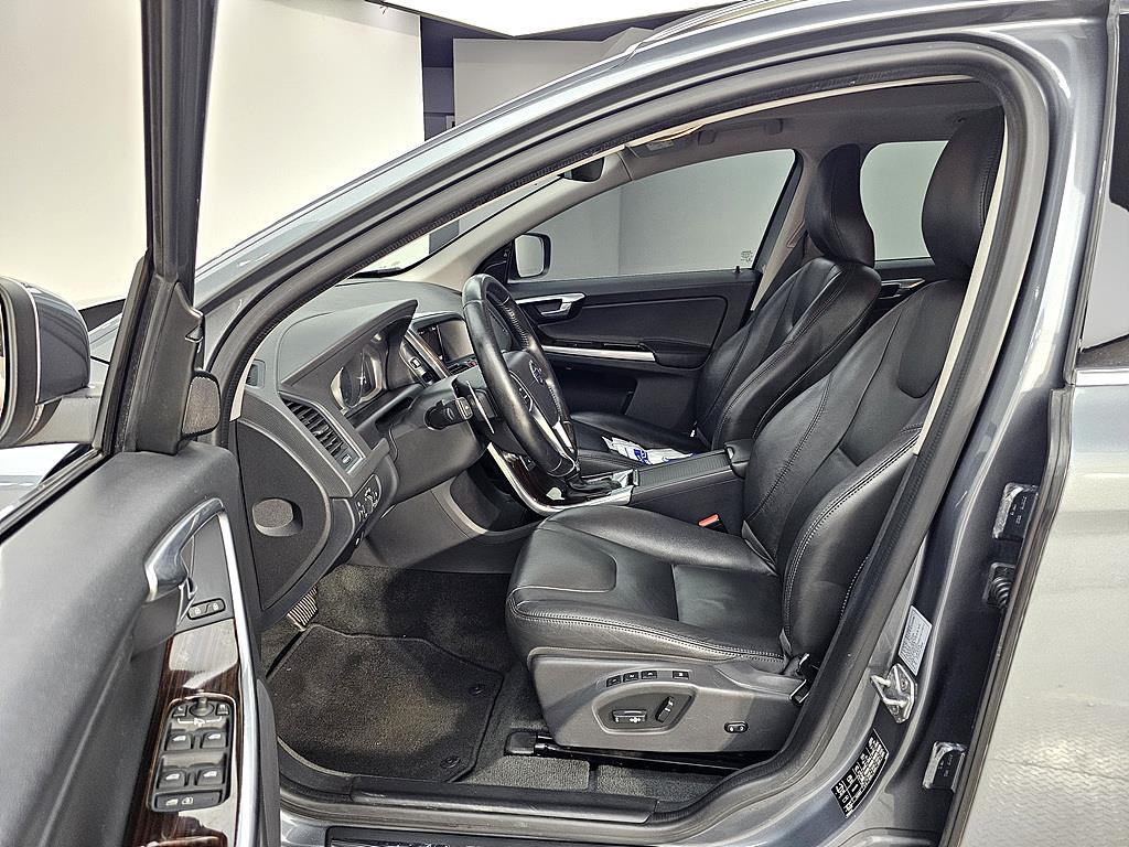 Volvo XC60 - Vista 8