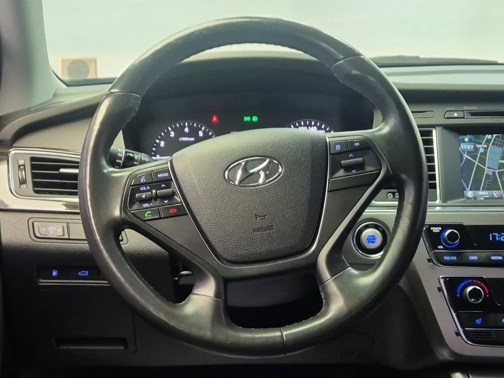 HYUNDAI Sonata - Vista 9