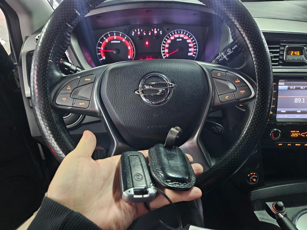 Ssangyong Korando - Vista 12