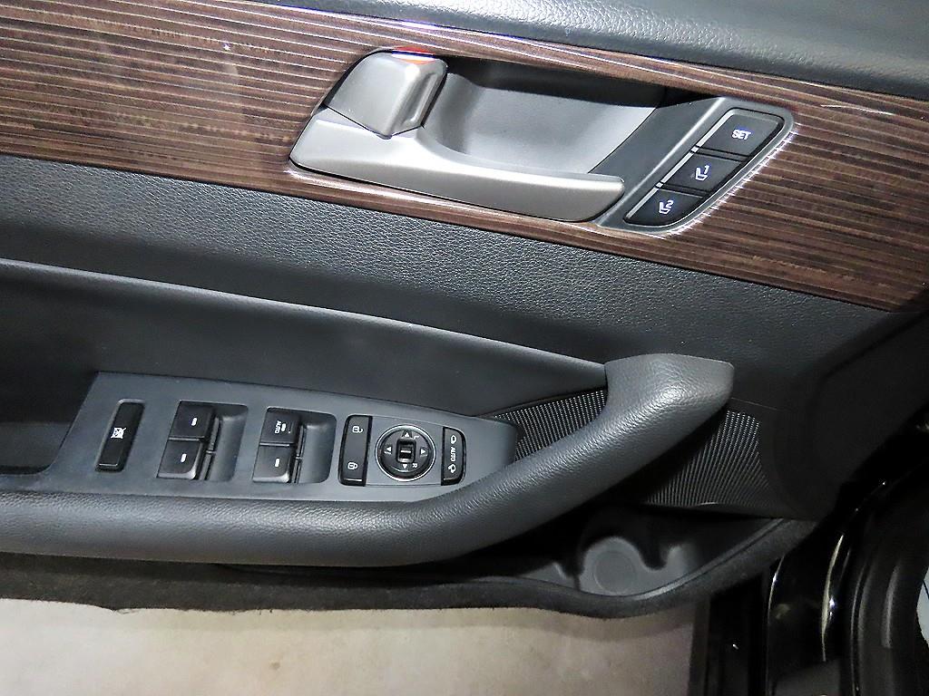 HYUNDAI Sonata 2018 Negro - Importación desde Corea - HF Imports Iquique - Foto 13