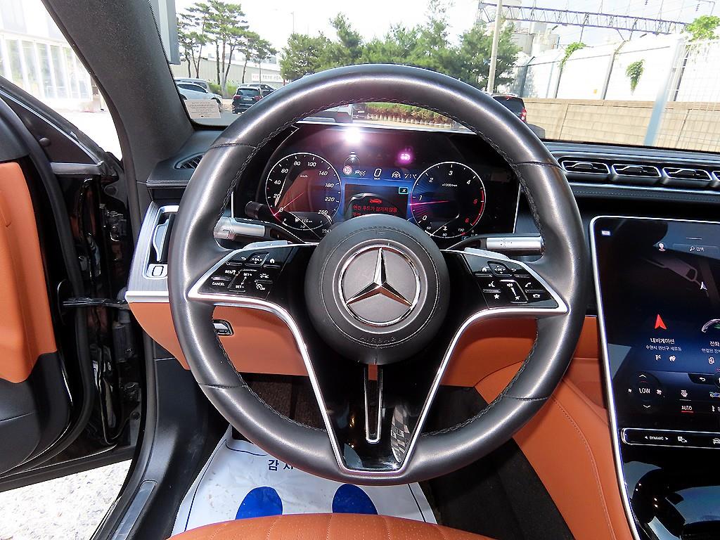Mercedes Benz S Class - Vista 8