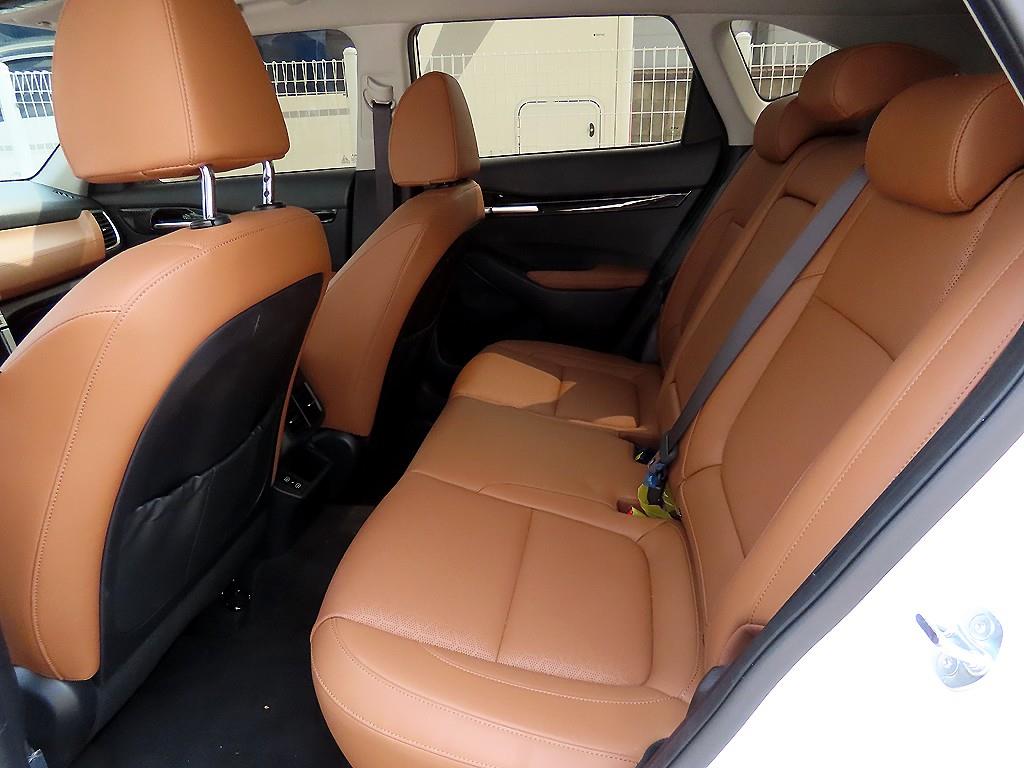 KIA Seltos - Vista 6
