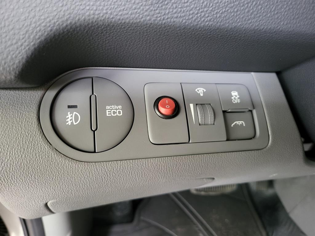 HYUNDAI Starex - Vista 8