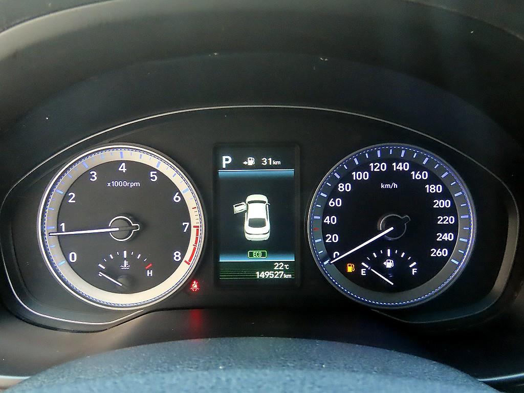 HYUNDAI Grandeur - Vista 9