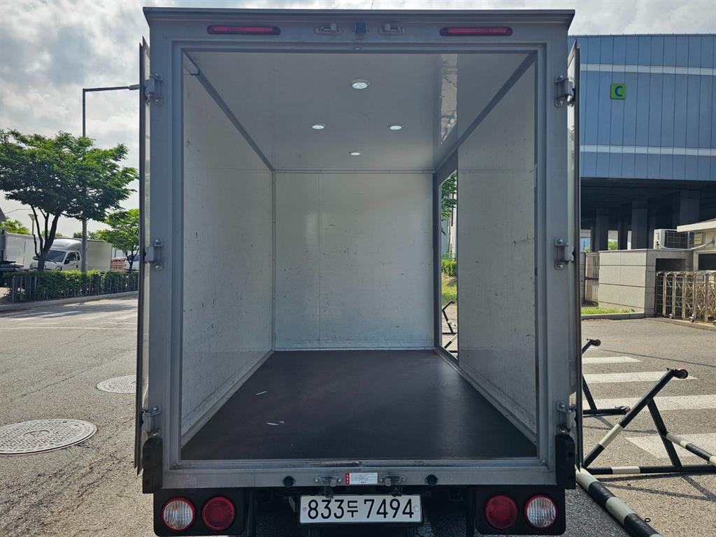 Small Truck Normal Box(High Deck) - Vista 5
