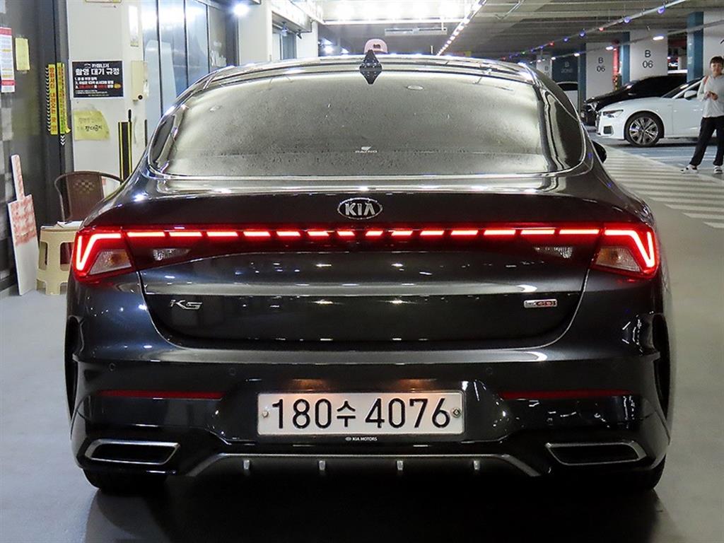 KIA K5 - Vista 5