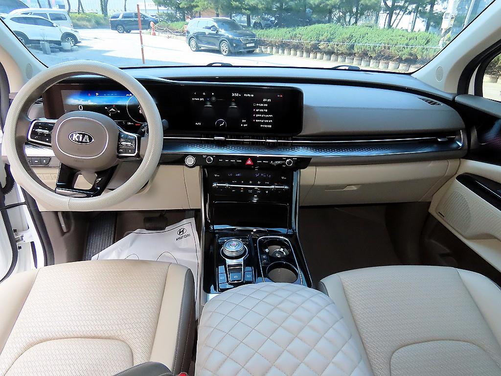 KIA Carnival - Vista 7