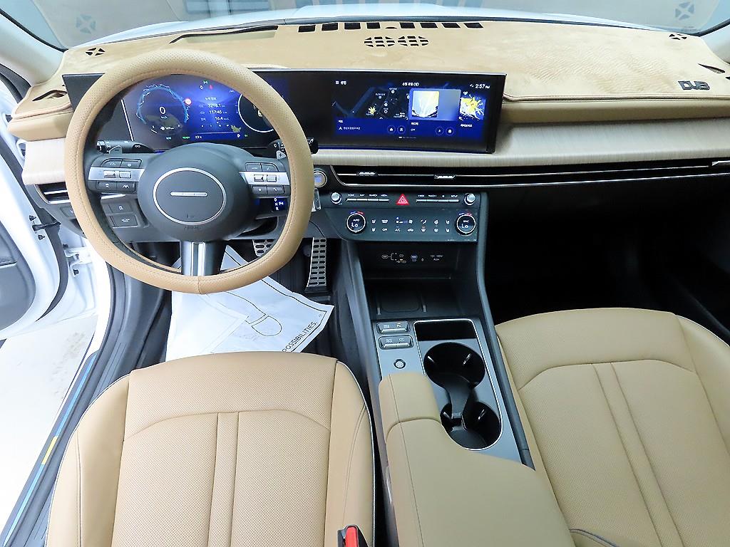 HYUNDAI Sonata - Vista 7