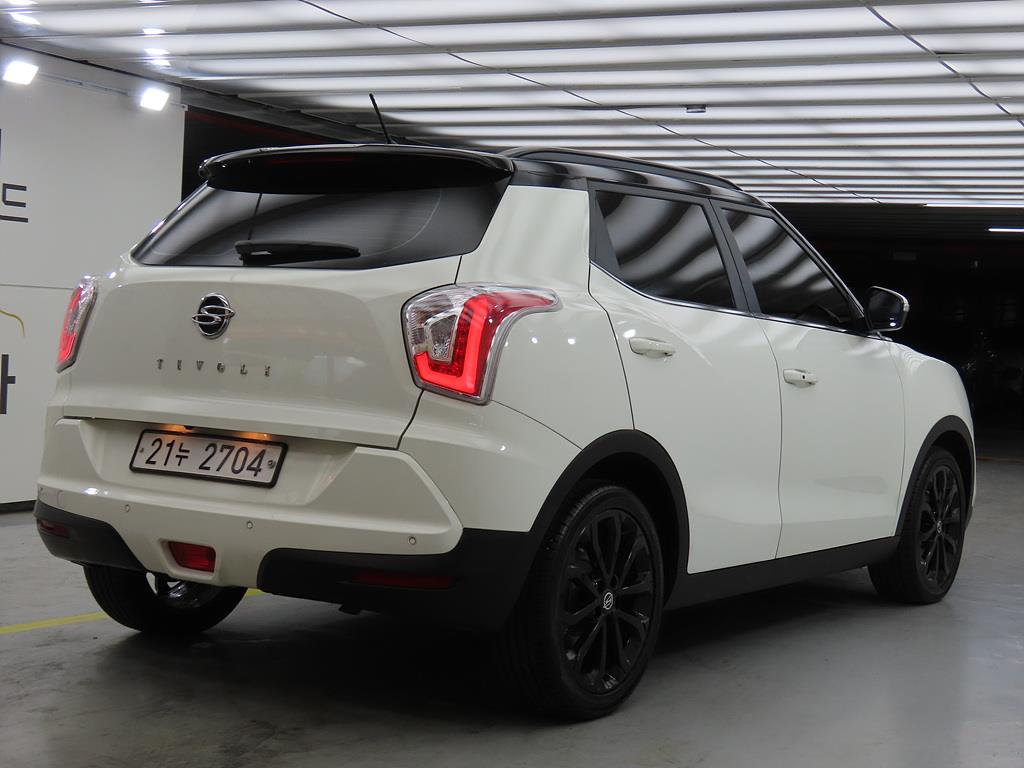Ssangyong Tivoli - Vista 3