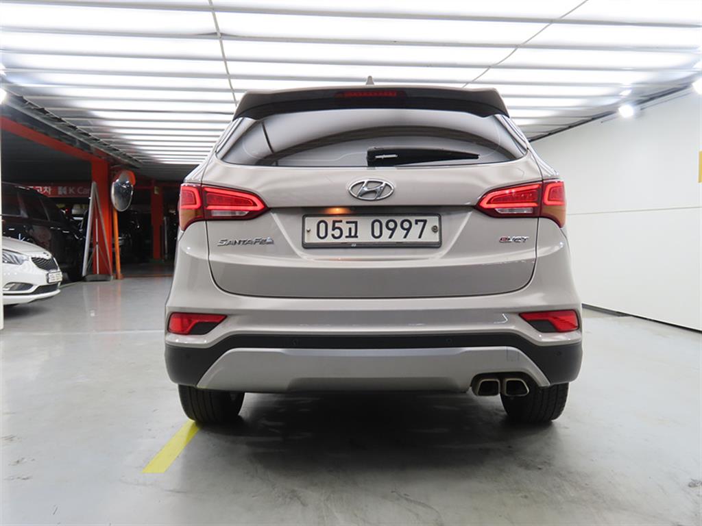 HYUNDAI Santa Fe - Vista 3
