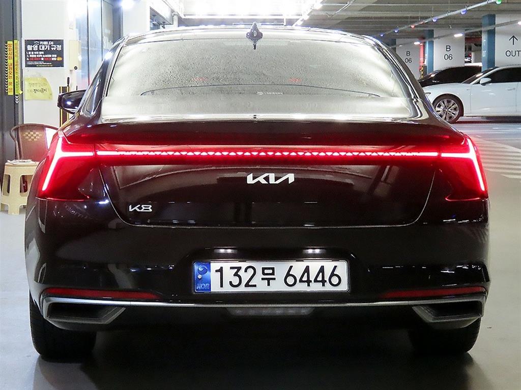 KIA K8 - Vista 5