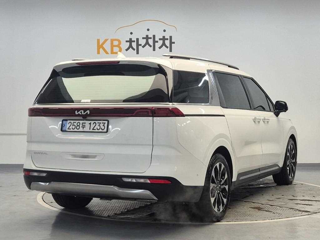 KIA Carnival - Vista 3