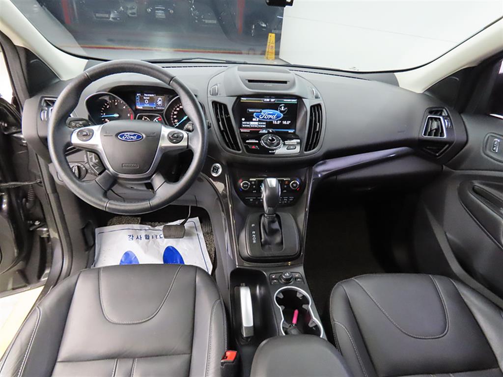 Ford Kuga - Vista 7