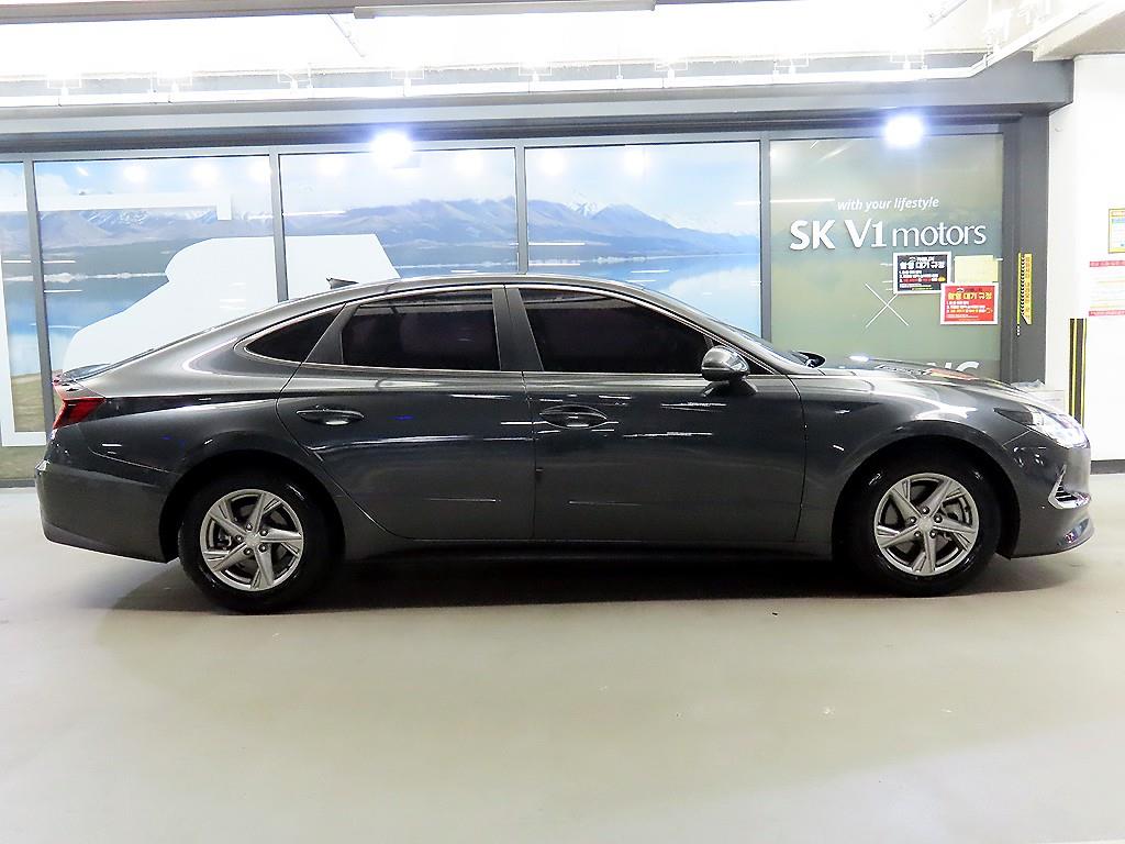 HYUNDAI Sonata - Vista 3