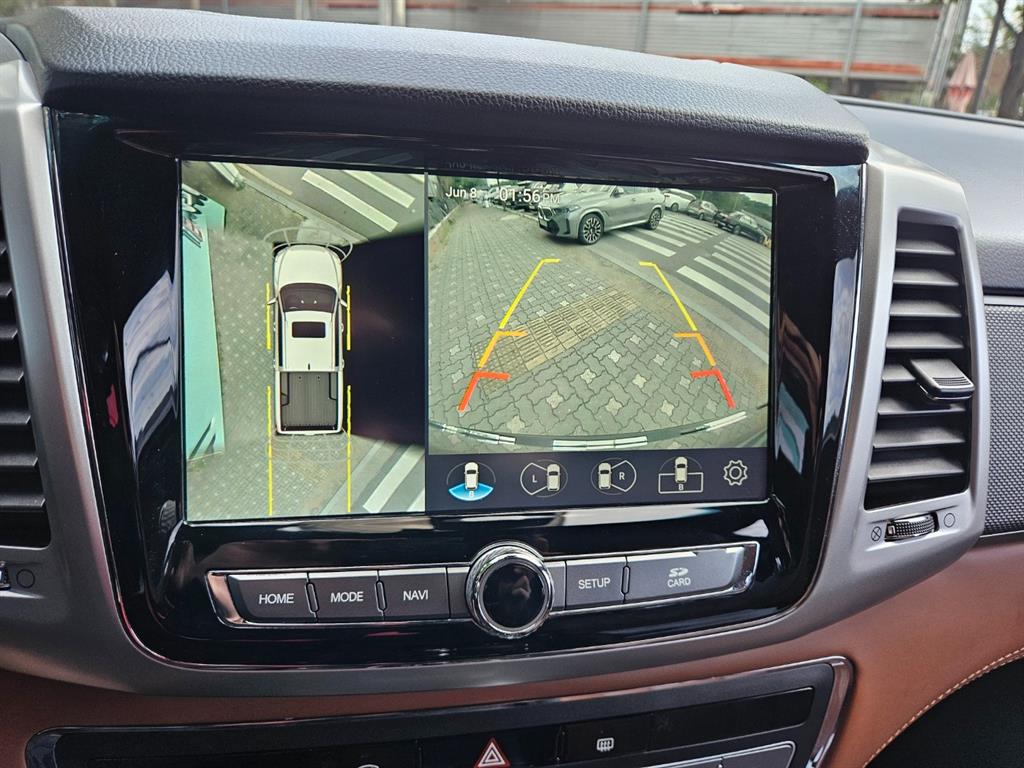 Ssangyong Rexton - Vista 11