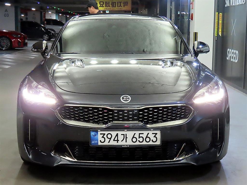 KIA Stinger - Vista 2