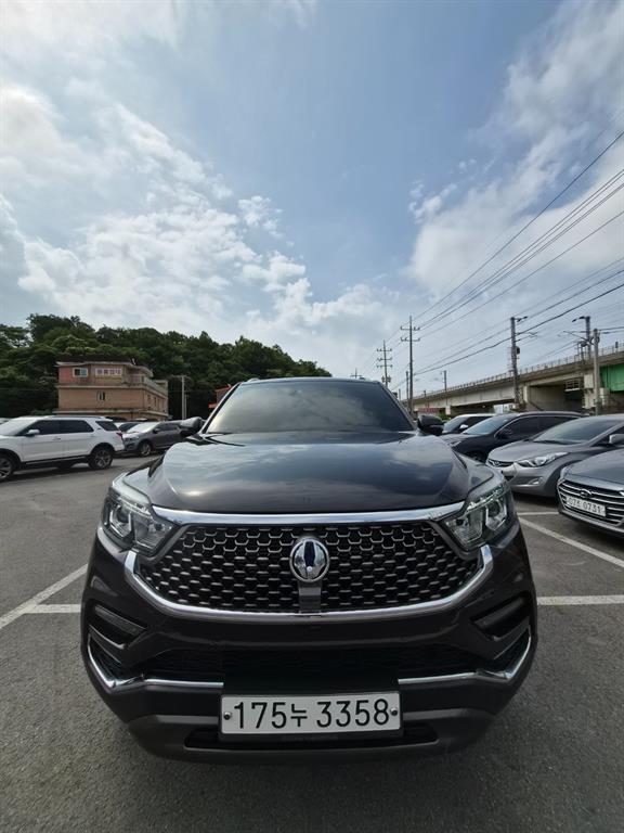 Ssangyong Rexton - Vista 2