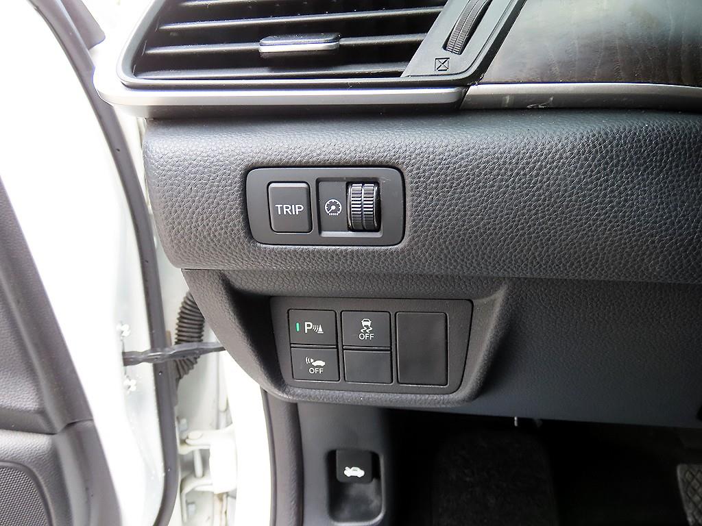 Honda Accord - Vista 11