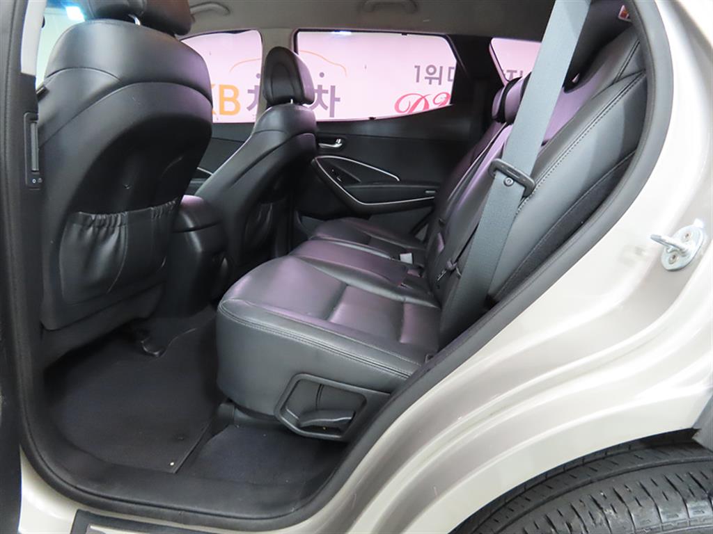HYUNDAI Santa Fe - Vista 6