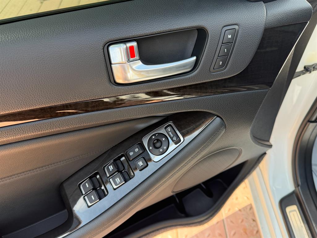 KIA K7 - Vista 12
