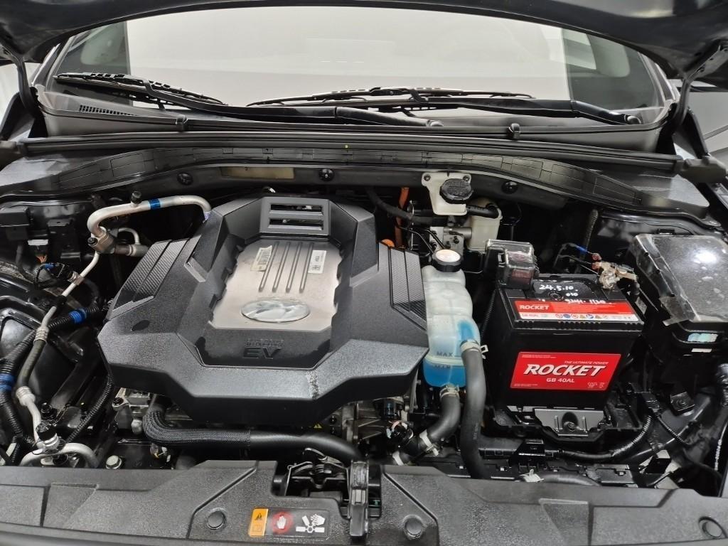 HYUNDAI Ioniq - Vista 6