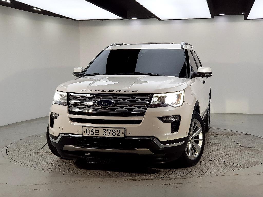 Ford Explorer - Vista 2