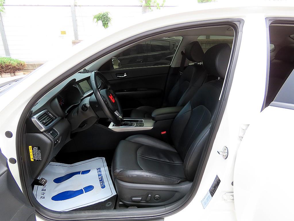KIA K5 - Vista 5