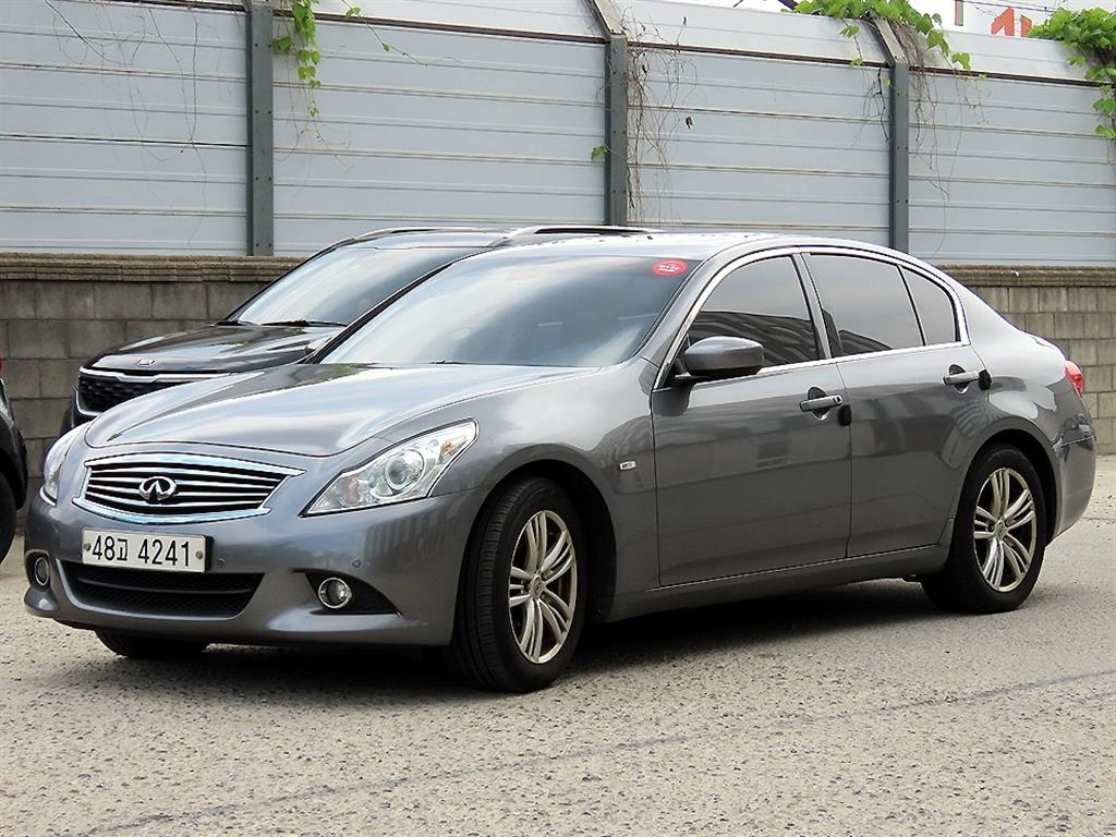 Infiniti G - Vista 2