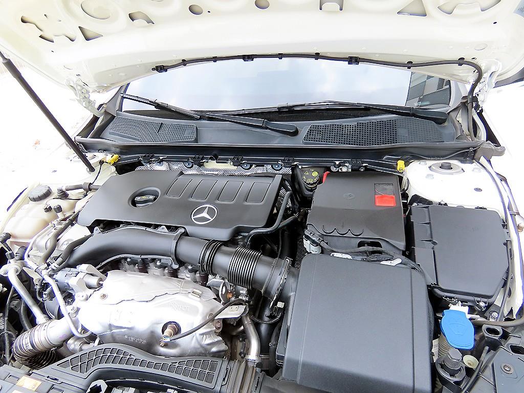 Mercedes Benz A Class 2019 Blanco - Importación desde Corea - HF Imports Iquique - Foto 18